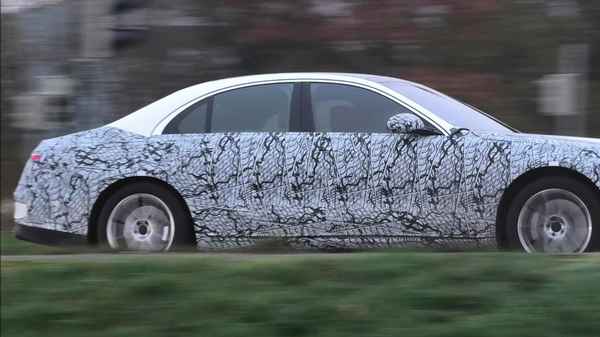 В новом MercedesBenz SClass W223 найден след Tesla  