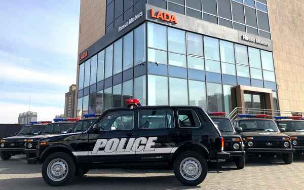 Полицейские доверили свою жизнь Lada 4х4 (фото)  
