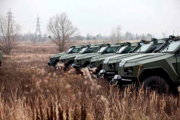 Украинские бронеавтомобили Новатор переданы Министерству обороны  