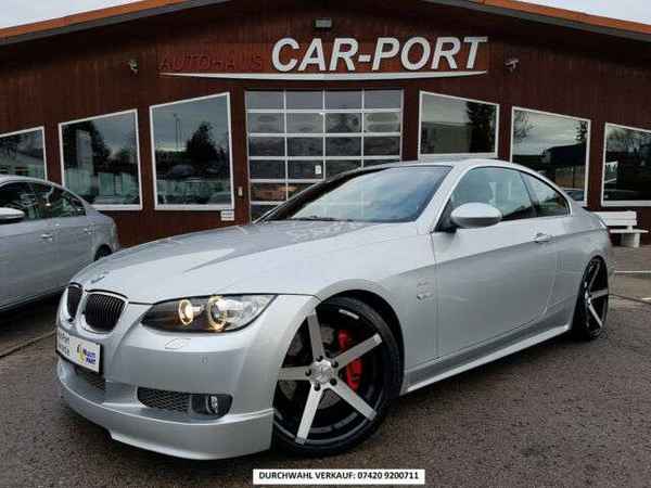 Сверхмощную тюнингованную BMW 3 продают по цене Октавии  