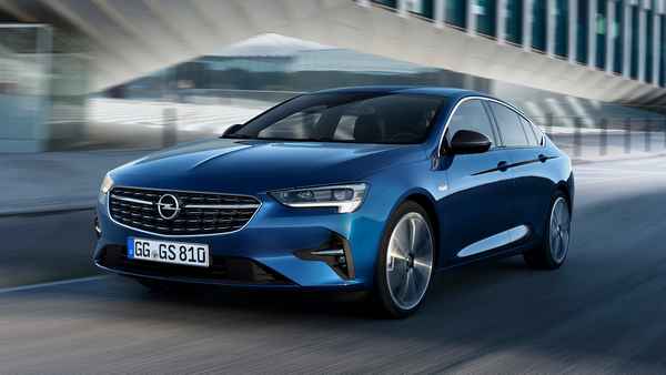 Opel Insignia 2020: свежее лицо и новые опции  