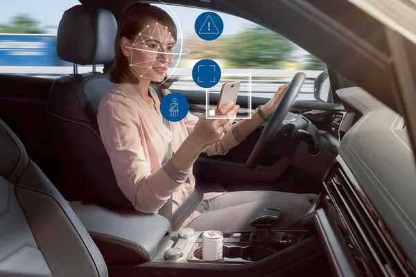 Новая технология отучит водителей от смартфонов за рулем  