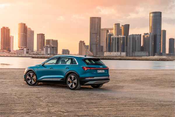 Audi etron: претендент на звання Автомобіль Року в Україні 2020  