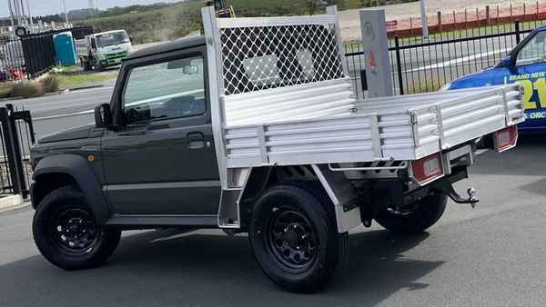 Suzuki сделает из Jimny грузовик  