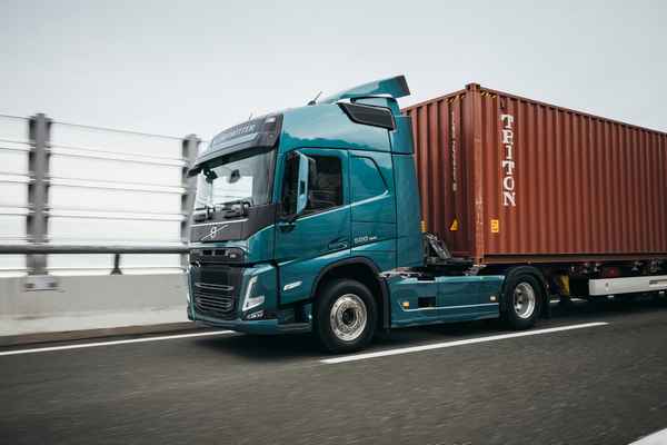 Volvo Trucks представляет Volvo FM с новой кабиной и улучшенным обзором  