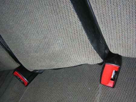 Замена ремня безопасности на заднем сиденье Honda CRV  